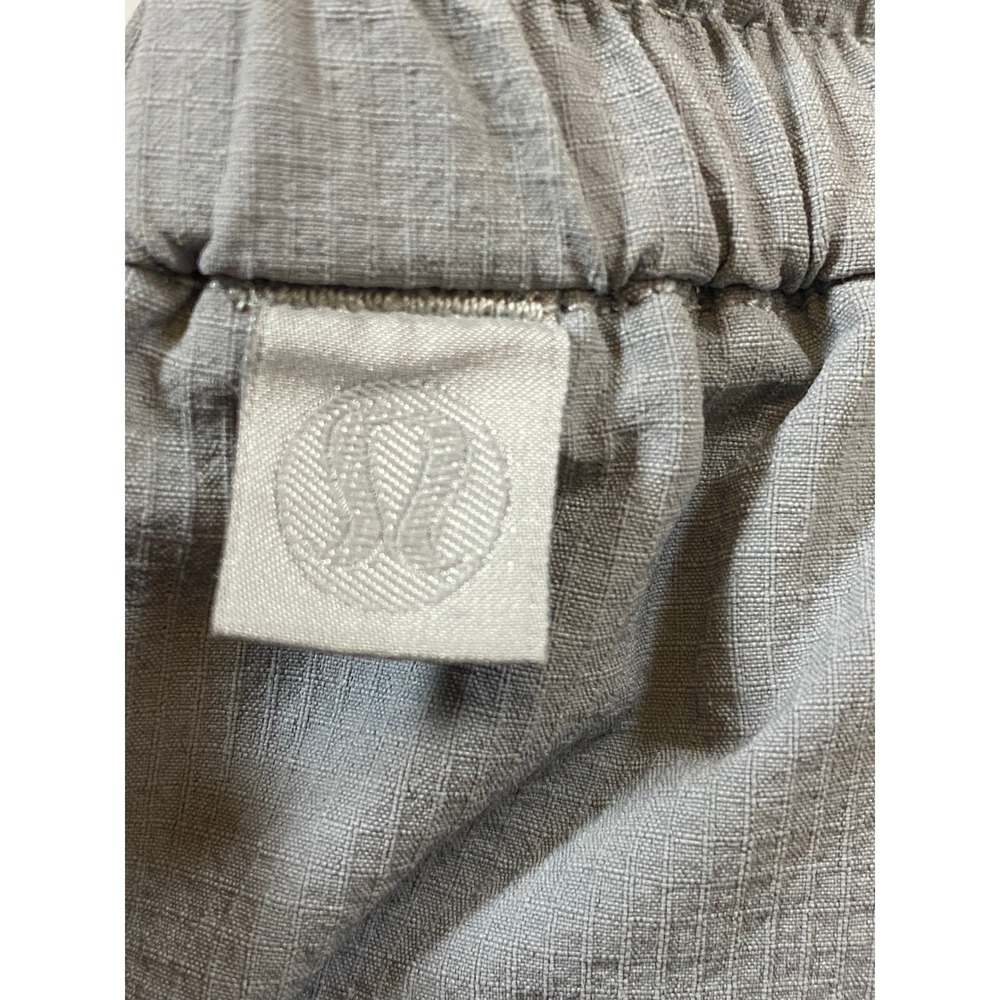 Lululemon Lab Mens Grey Ripstop Utility Shorts Size S Drawstring Athletic - Picture 2 of 9